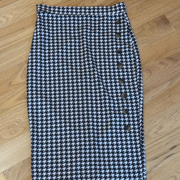SHEIN Dresses & Skirts - SHEIN Houndstooth High Waist Button Pencil Skirt – Women’s Large